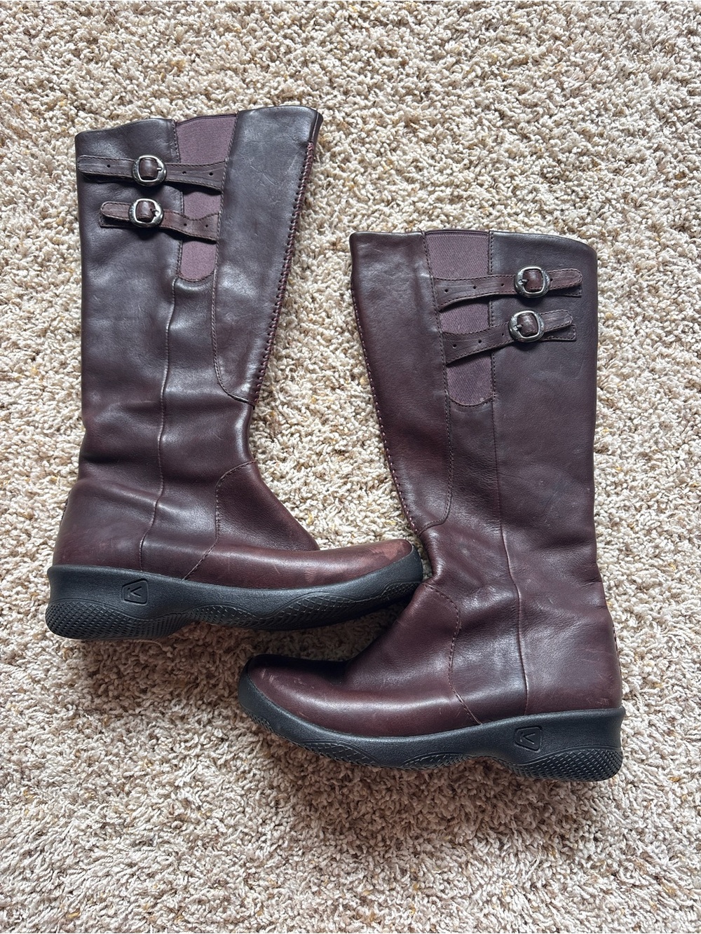 KEEN Bern Baby Bern Boots Women's 6.5 Burgundy Leather Tall Riding